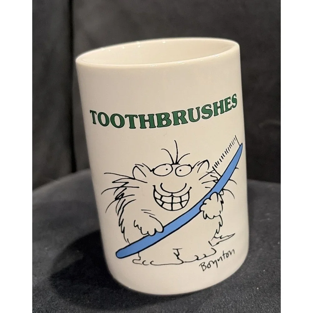 Vintage Sandra Boynton Toothbrush Holder With Cat Holding A Toothbrush 3.5